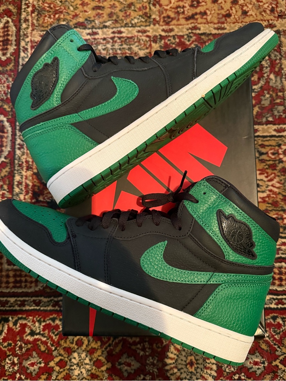 Jordan 1 Retro High Pine Green Black - Men's Sneakers